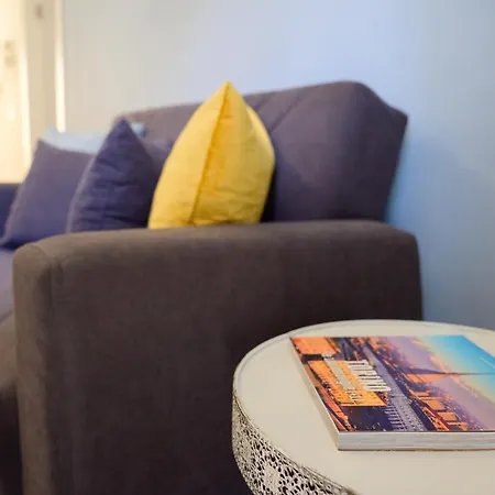 Apartment Confortevole In *